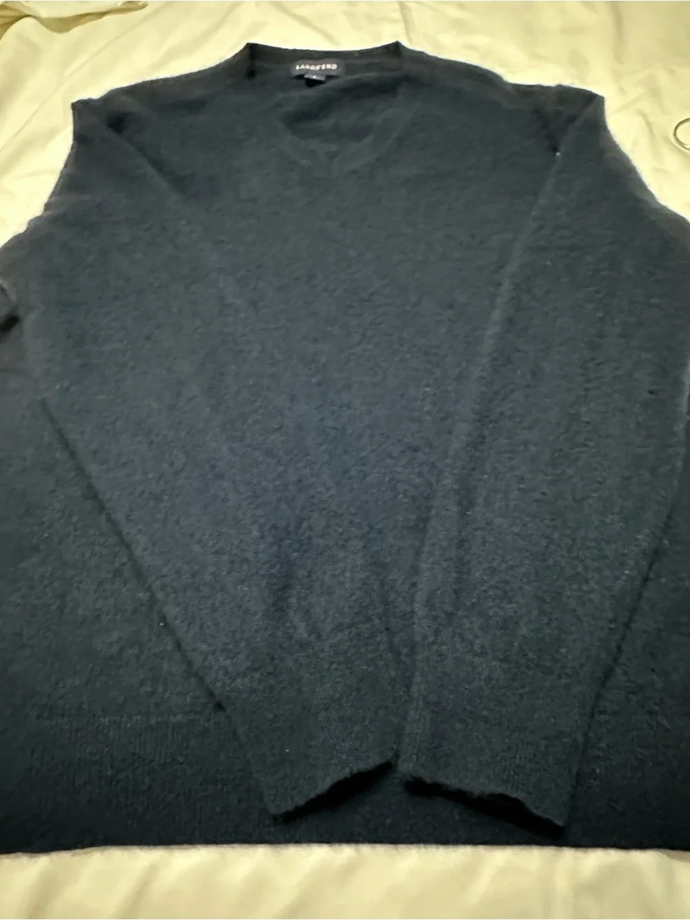Lands' End Men's Navy V neck  Sweater - blue Solid color 100% cashmere